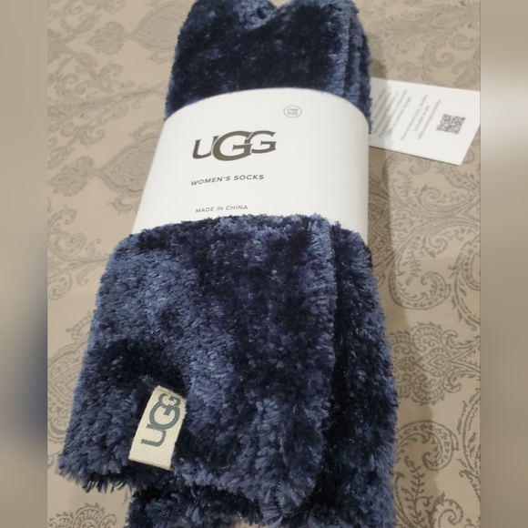 UGG Navy Leda Cozy Socks - Picture 8 of 10